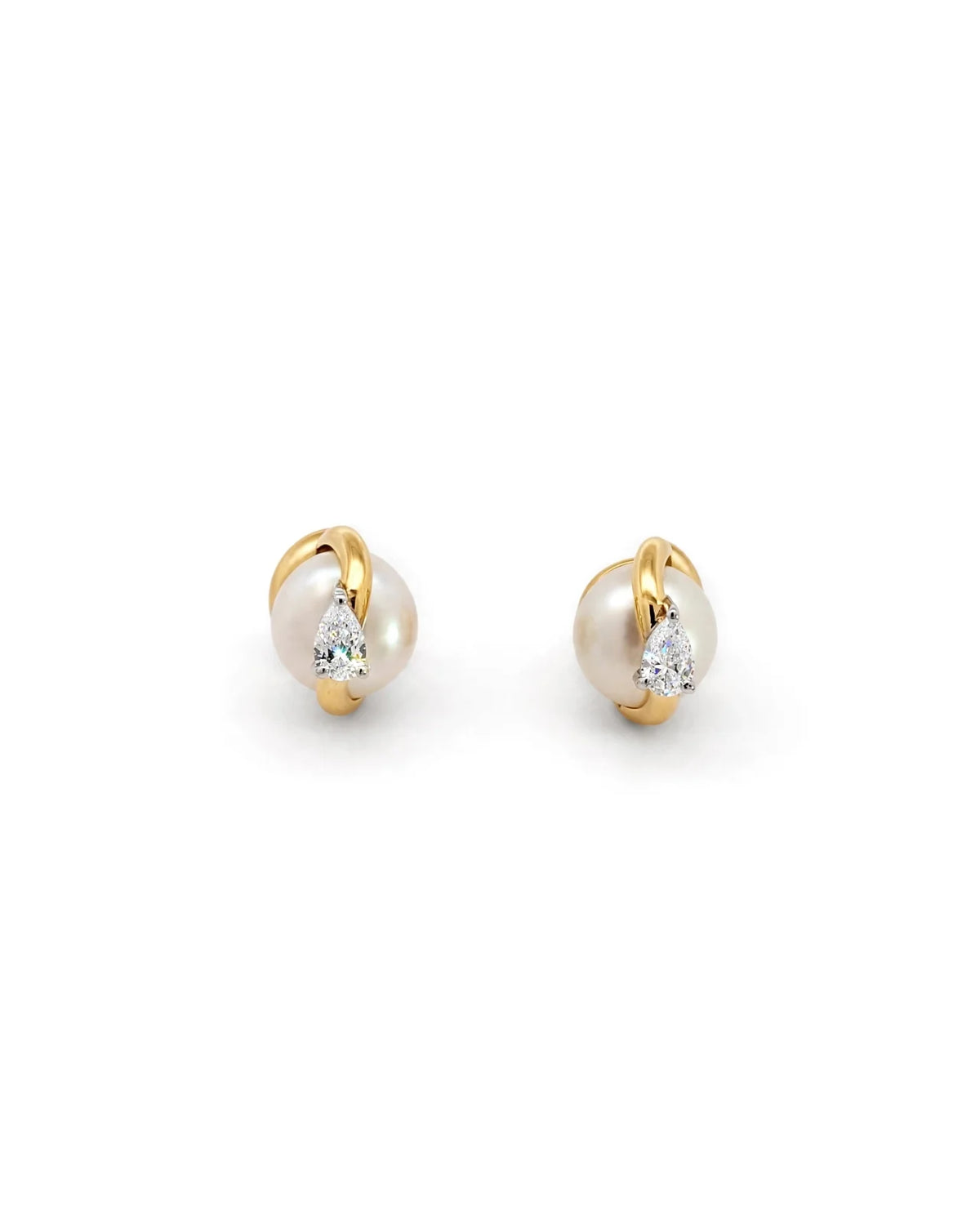 Xara Spectra Earring